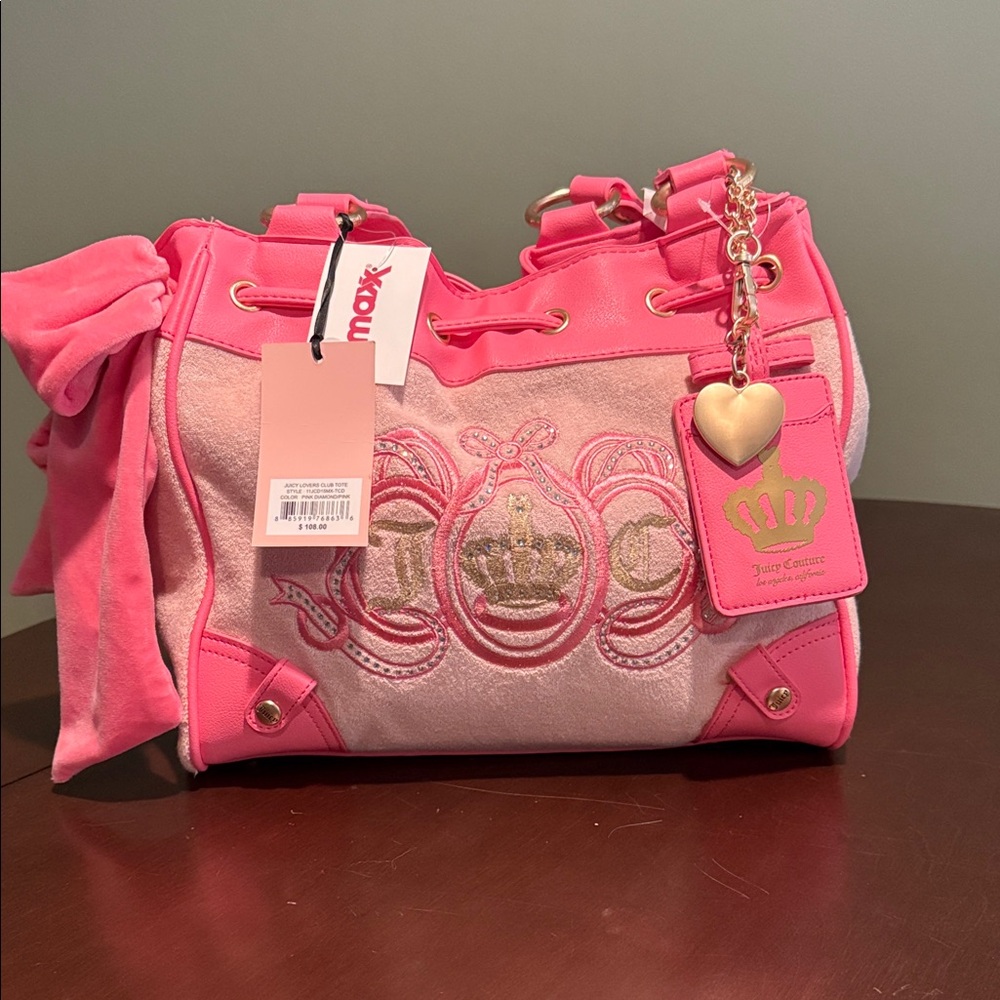 Juicy Couture Pink daydreamer